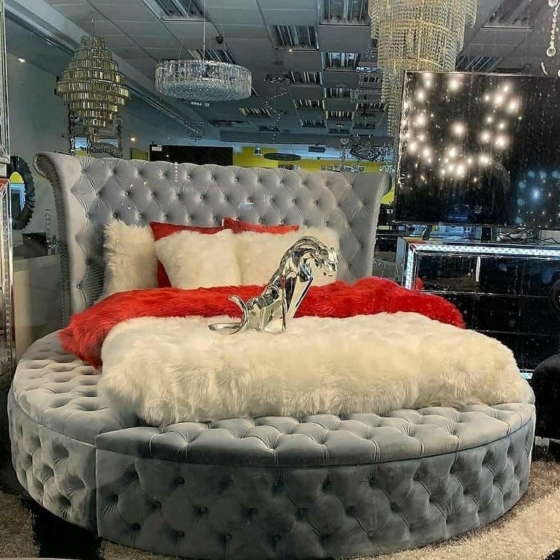 round bed