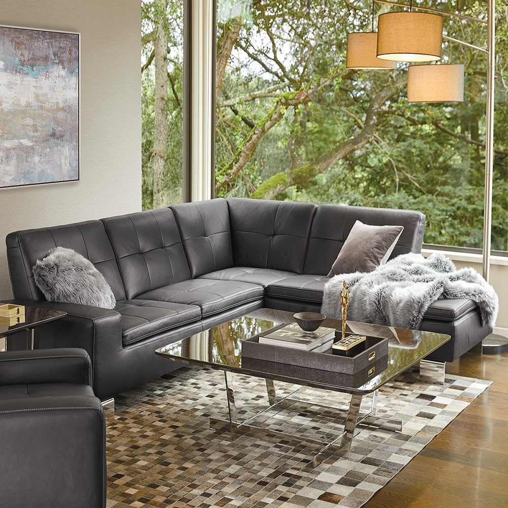 Fabric vs Leather Sofas: Making the Right Choice