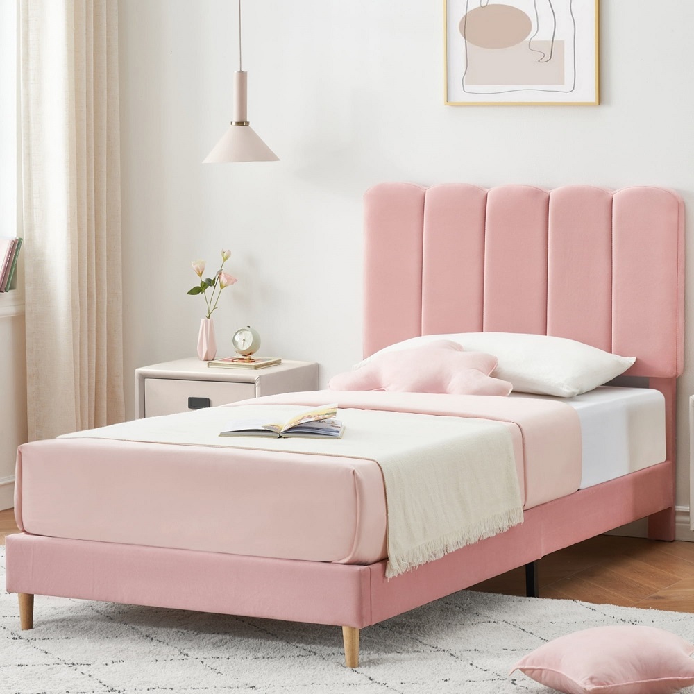 The charm of pink bed